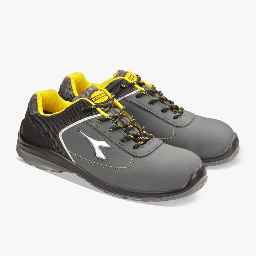 Zapato Diadora D-Blitz Low S3 Gris